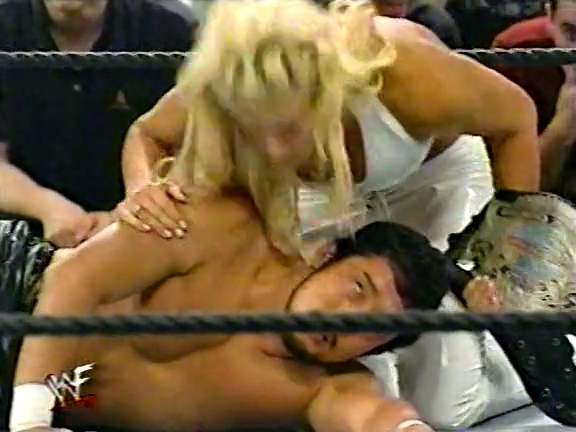 WWF_Sunday_Night_Heat_03_31_2002_VHSRip_x264-THT_mp4_002561491.jpg