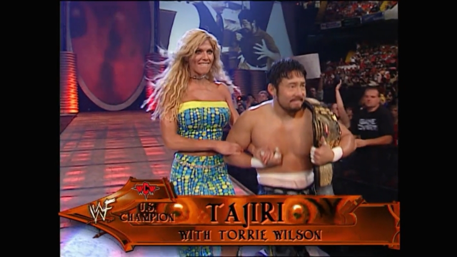 WWE_Unforgiven_2001_Torrie_Ringside_mp4_000013833.jpg