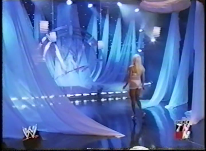 2002-06-29b_-_WWE_Divas_Undressed_1609.jpg