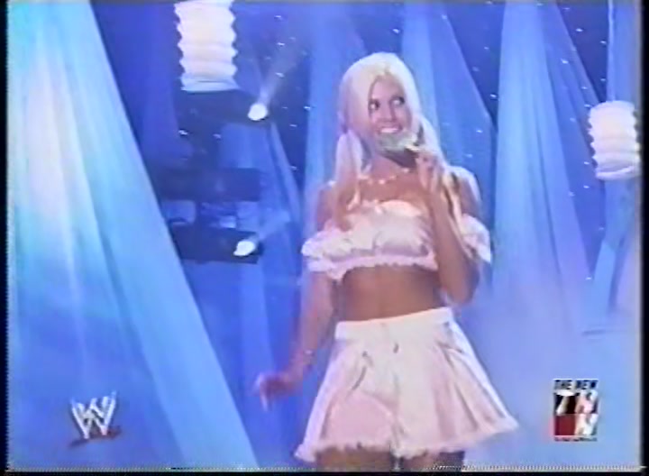 2002-06-29b_-_WWE_Divas_Undressed_6122.jpg