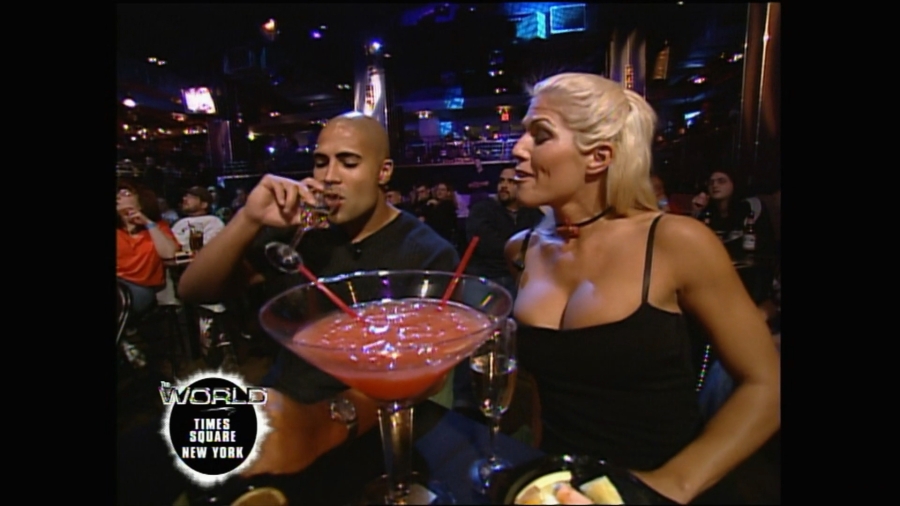 WWE_Judgment_Day_2002_Times_Square_Segment_Featuring_Maven_Torrie_mp4_000023581.jpg