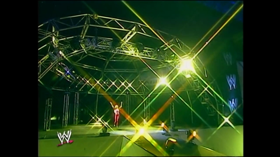 WWE_Global_Warming_2002_Stacy_vs_Torrie_mp4_000332189.jpg