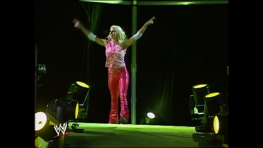 WWE_Global_Warming_2002_Stacy_vs_Torrie_mp4_000334489.jpg