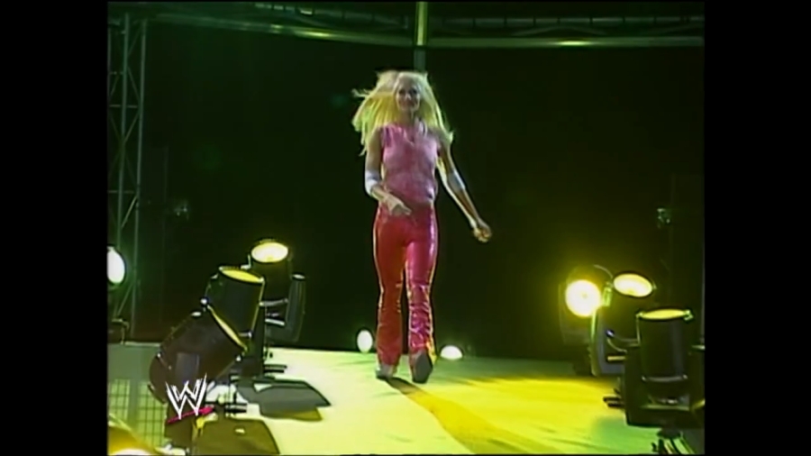 WWE_Global_Warming_2002_Stacy_vs_Torrie_mp4_000336622.jpg