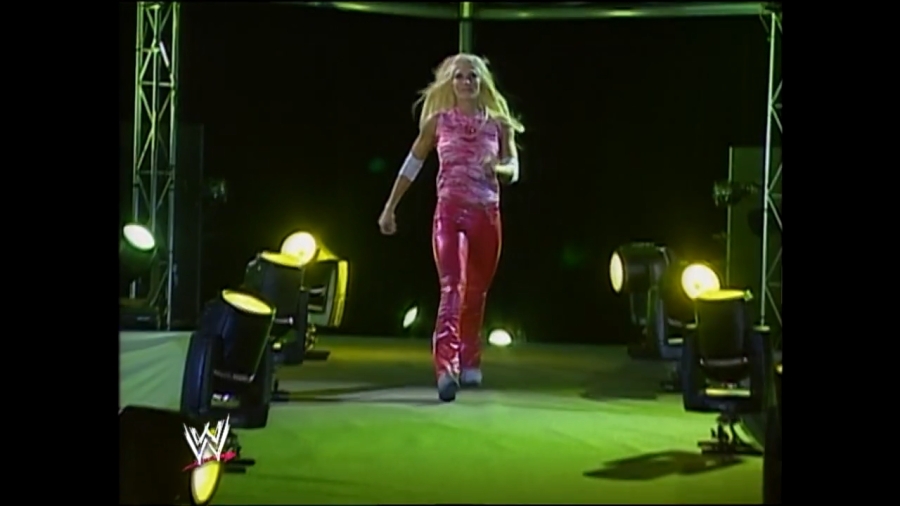 WWE_Global_Warming_2002_Stacy_vs_Torrie_mp4_000337156.jpg