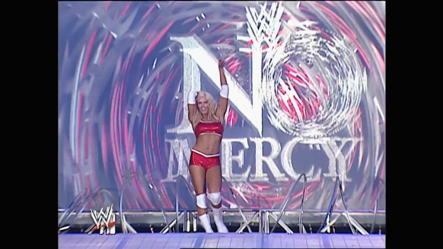 WWE_No_Mercy_2002_Dawn_vs_Torrie_mp4_000051364.jpg