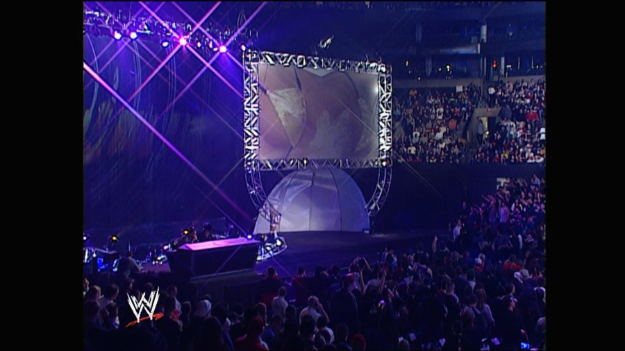 WWE_Royal_Rumble_2003_Dawn_vs_Torrie_mp4_000255181.jpg