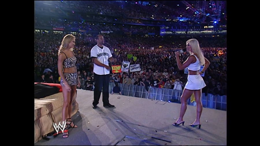 WWE_WrestleMania_19_mp4_006081566.jpg