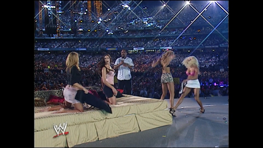 WWE_WrestleMania_19_mp4_006109633.jpg