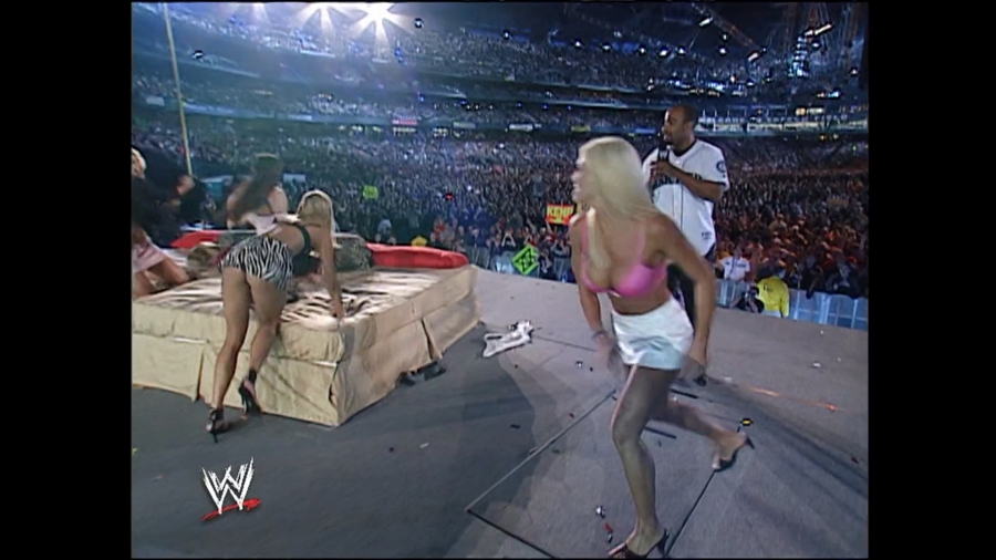 WWE_WrestleMania_19_mp4_006112033.jpg