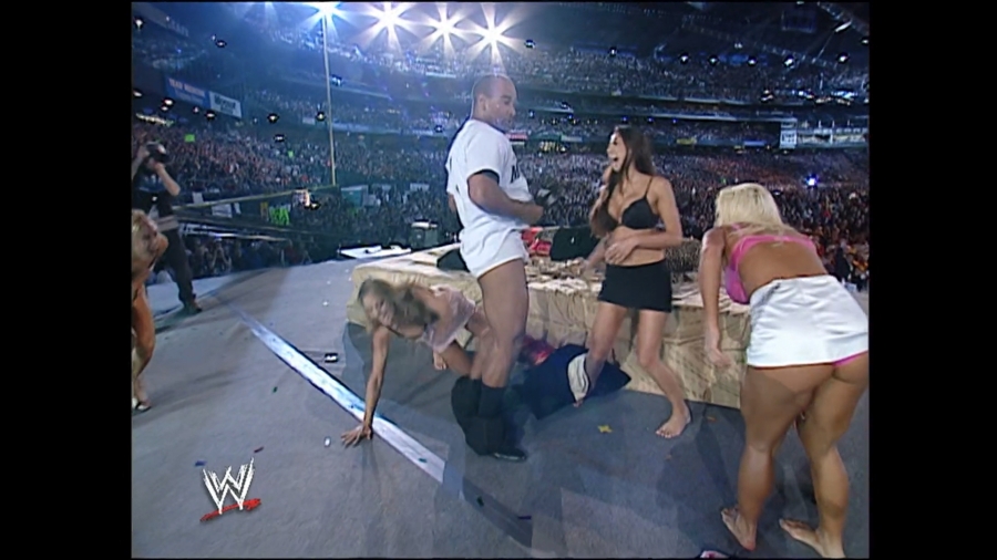 WWE_WrestleMania_19_mp4_006162833.jpg