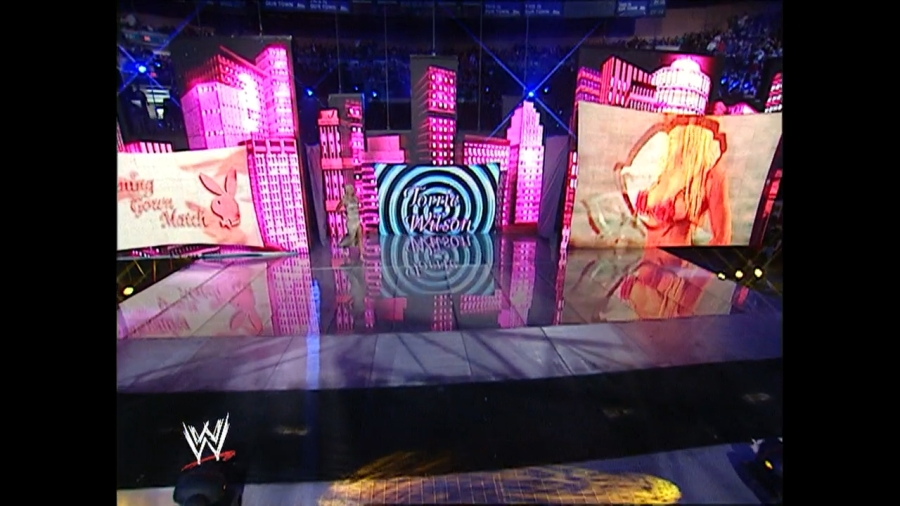 WWE_Wrestlemania_20_Miss_Jackie_Stacy_vs_Sable_Torrie_mp4_000068660.jpg