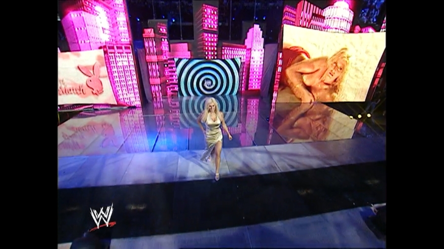 WWE_Wrestlemania_20_Miss_Jackie_Stacy_vs_Sable_Torrie_mp4_000073831.jpg