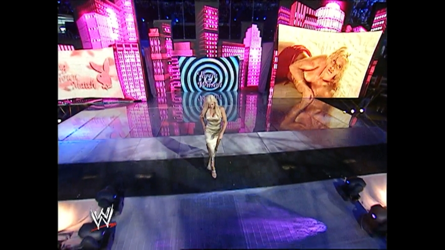 WWE_Wrestlemania_20_Miss_Jackie_Stacy_vs_Sable_Torrie_mp4_000074365.jpg