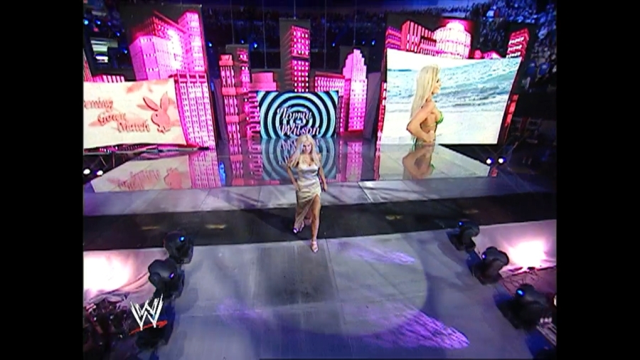 WWE_Wrestlemania_20_Miss_Jackie_Stacy_vs_Sable_Torrie_mp4_000074932.jpg