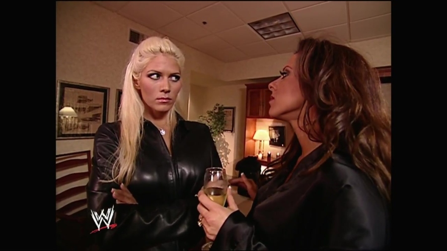 WWE_Armageddon_2002_Dawn_Segment_390.jpg