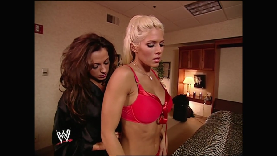 WWE_Armageddon_2002_Dawn_Segment_566.jpg