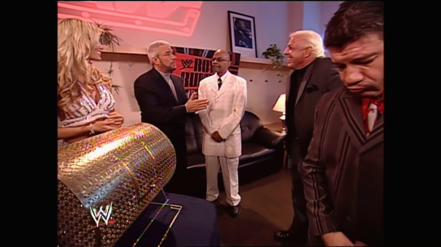 WWE_Royal_Rumble_2005_mp4_001482566.jpg