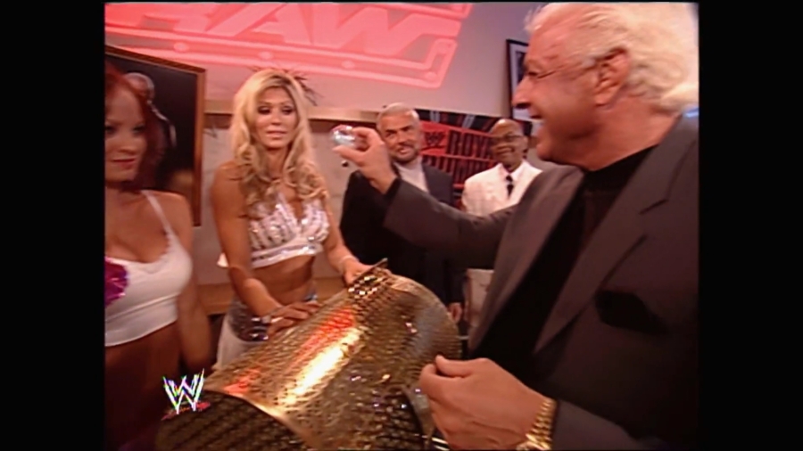 WWE_Royal_Rumble_2005_mp4_001506633.jpg