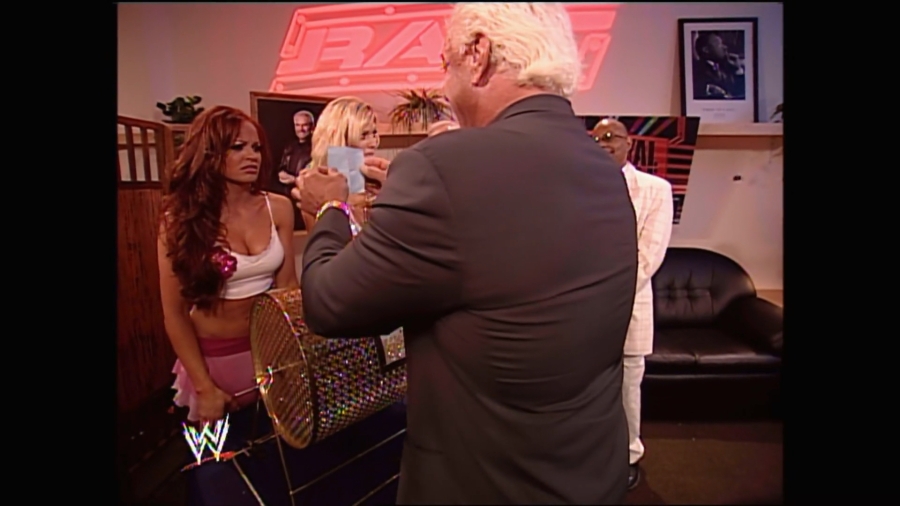 WWE_Royal_Rumble_2005_mp4_001561066.jpg