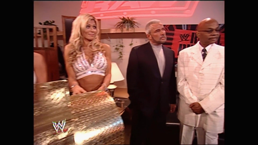 WWE_Royal_Rumble_2005_mp4_001591466.jpg