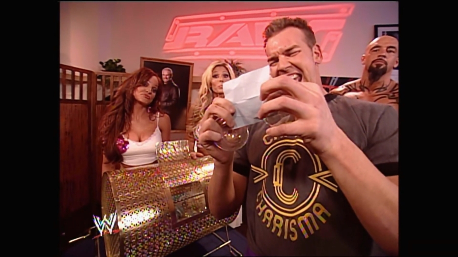 WWE_Royal_Rumble_2005_mp4_003315100.jpg