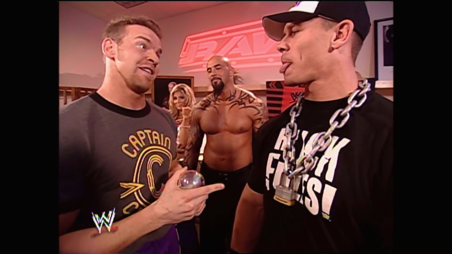 WWE_Royal_Rumble_2005_mp4_003395733.jpg