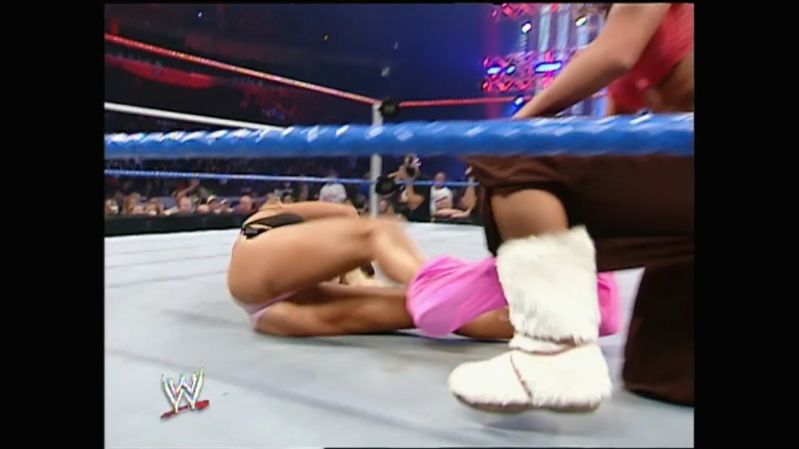 WWE_Great_American_Bash_2005_Melina_vs_Torrie_mp4_000372610.jpg