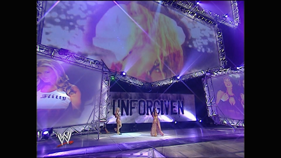 WWE_Unforgiven_2005_Ashley_Trish_vs_Torrie_Victoria_mp4_000011491.jpg