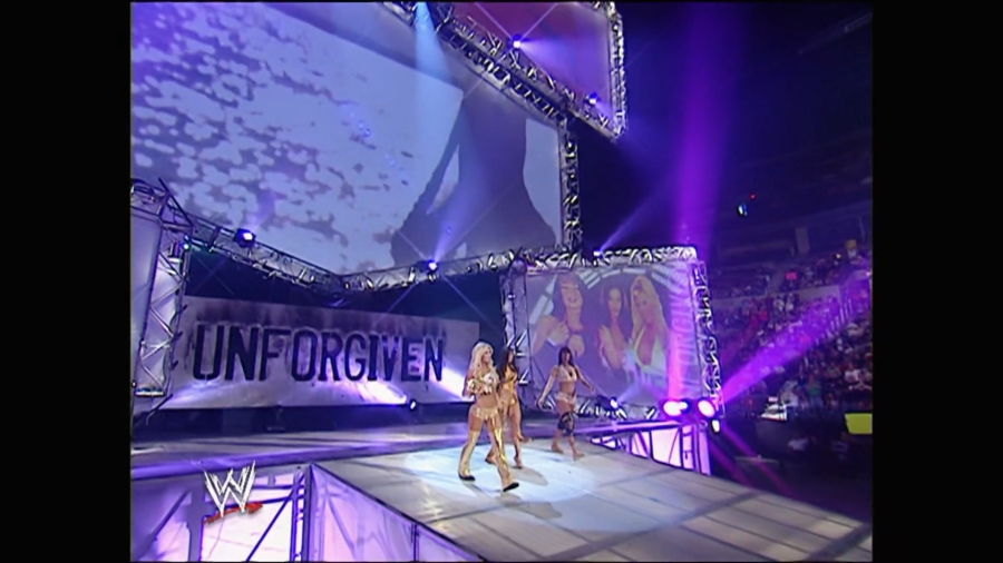 WWE_Unforgiven_2005_Ashley_Trish_vs_Torrie_Victoria_mp4_000020591.jpg