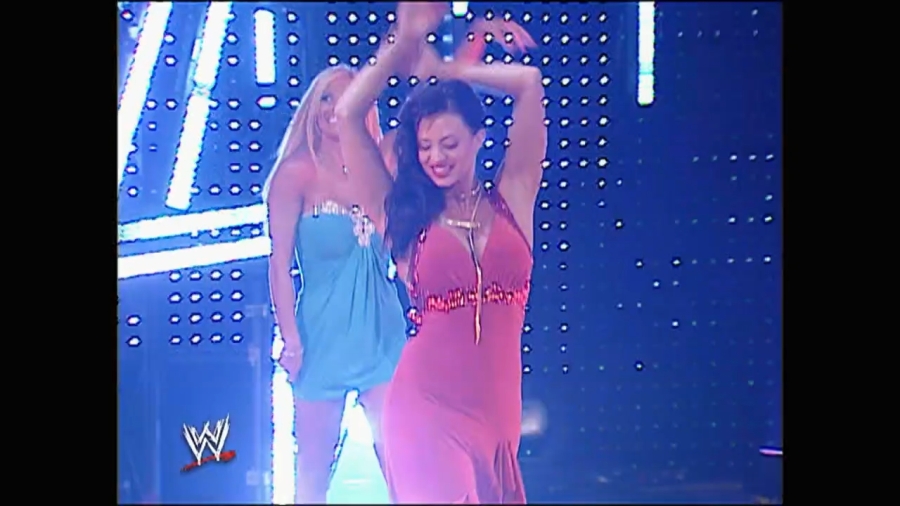 WWE_Cyber_Sunday_2006_Lita_vs_Mickie_mp4_000008875.jpg