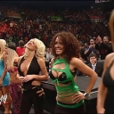 WWE_Cyber_Sunday_2006_Lita_vs_Mickie_mp4_000067651.jpg