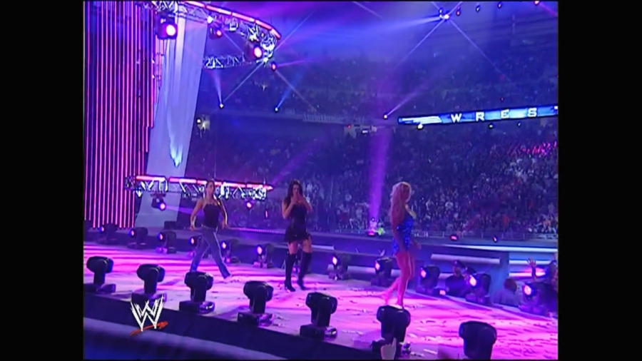 WWE_Wrestlemania_23_Ashley_vs_Melina_mp4_000034514.jpg