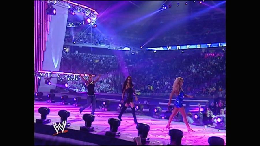 WWE_Wrestlemania_23_Ashley_vs_Melina_mp4_000035248.jpg