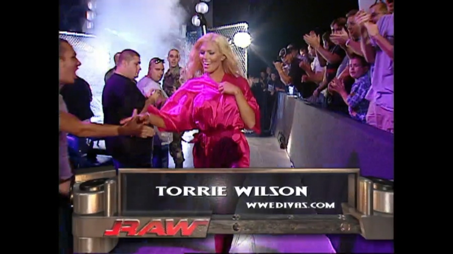 WWE_ECW_08_22_06_Kelly_Torrie_Segment_mp4_000017816.jpg