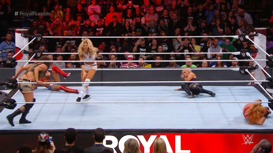 RoyalRumble2018_mp4_011886612.jpg