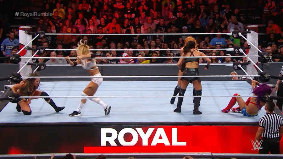 RoyalRumble2018_mp4_011989742.jpg