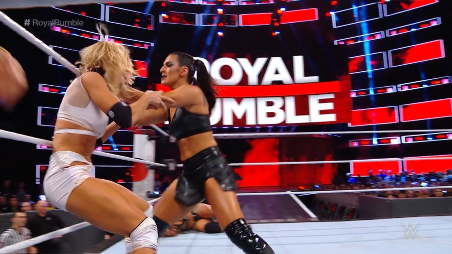 RoyalRumble2018_mp4_012014593.jpg