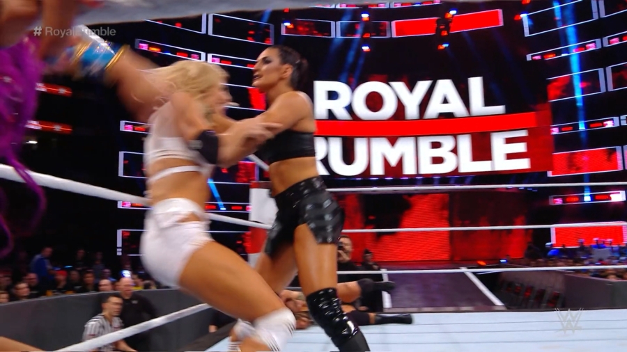 RoyalRumble2018_mp4_012014827.jpg