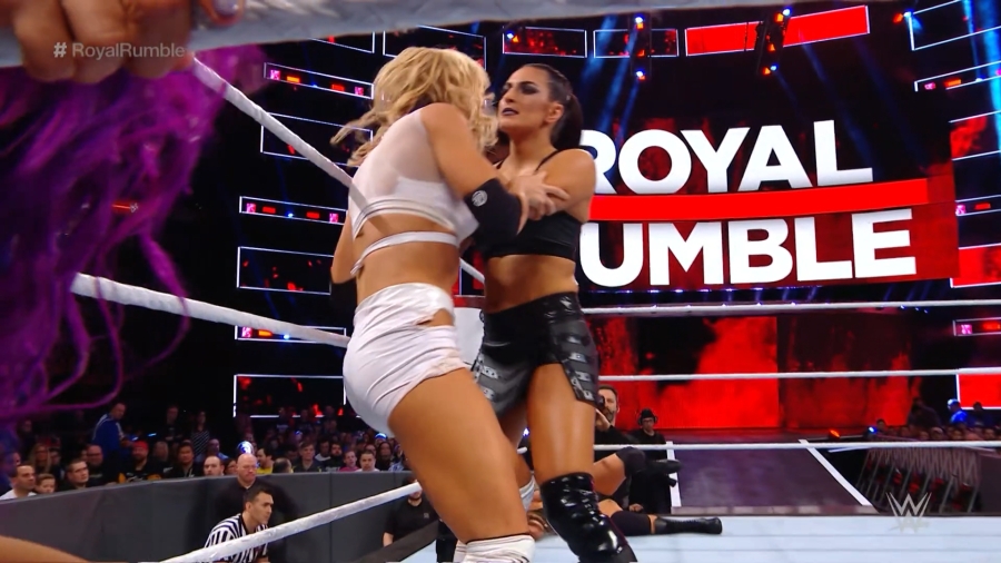 RoyalRumble2018_mp4_012015094.jpg