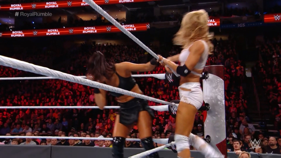 RoyalRumble2018_mp4_012027850.jpg