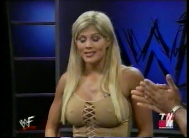 2001-09-22_-_WWF_Excess_mp4_001039559.jpg