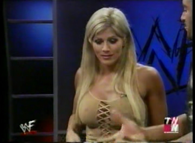 2001-09-22_-_WWF_Excess_mp4_001061293.jpg