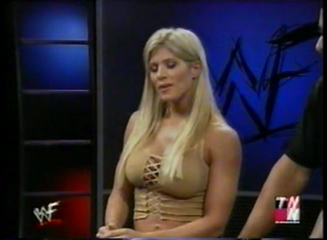 2001-09-22_-_WWF_Excess_mp4_001594475.jpg