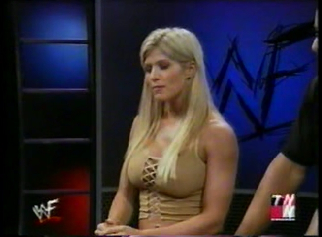 2001-09-22_-_WWF_Excess_mp4_001595209.jpg