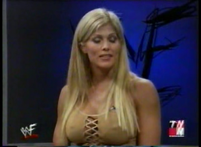 2001-09-22_-_WWF_Excess_mp4_002227409.jpg