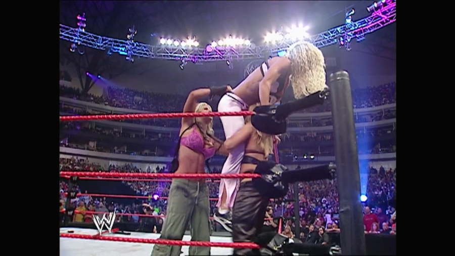 WWE00457.jpg